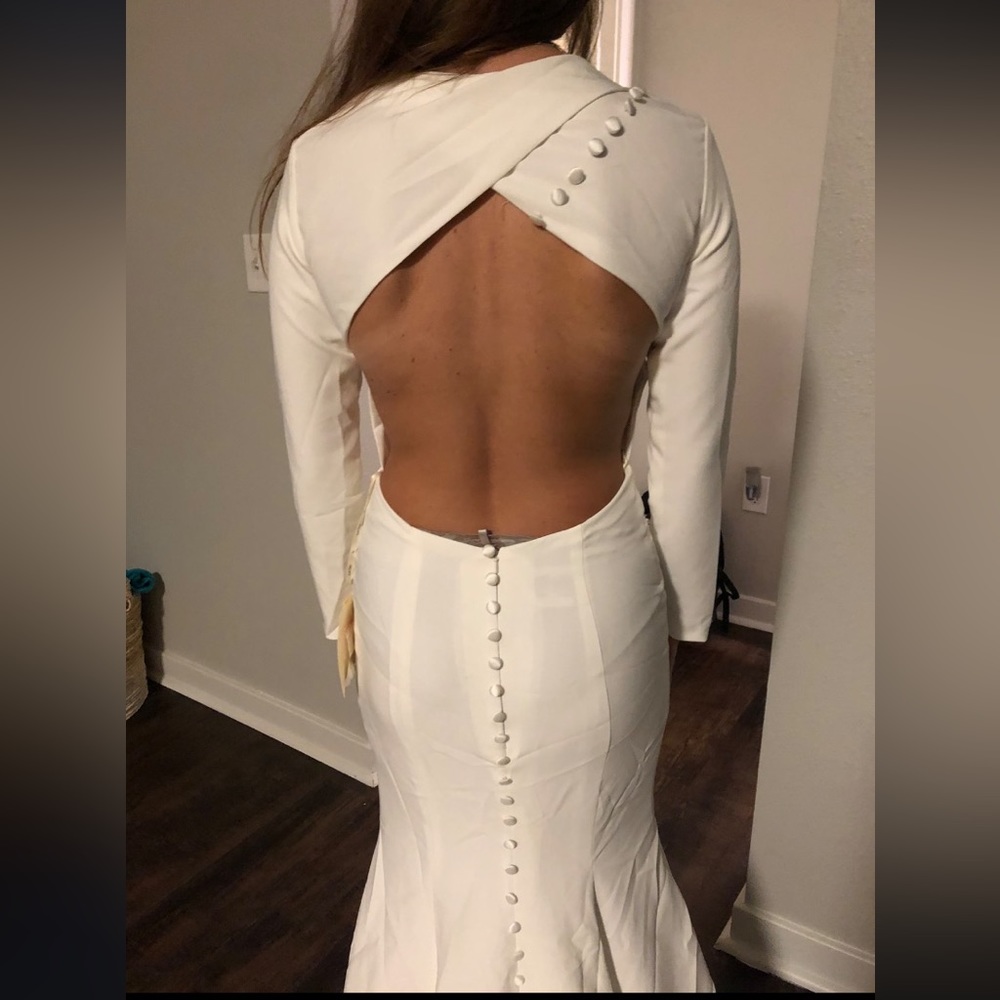 Womens bridal gown BRAND NEW